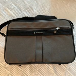 Samonsonite 2 piece luggage Silhouette 4